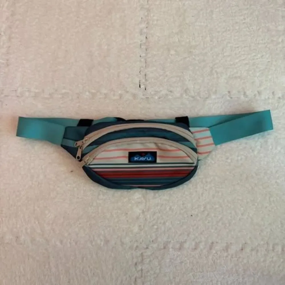 NEW Kavu Spectator Womens Small Boho Hip Sling Pack Backpack